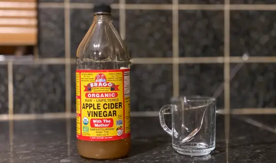 How to keep feet from sweating in work boots with Apple Cider Vinegar